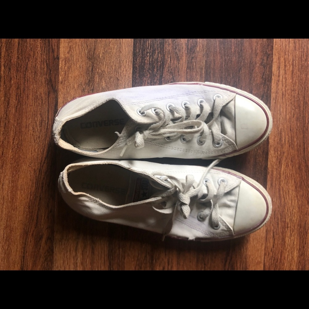 White low top converse